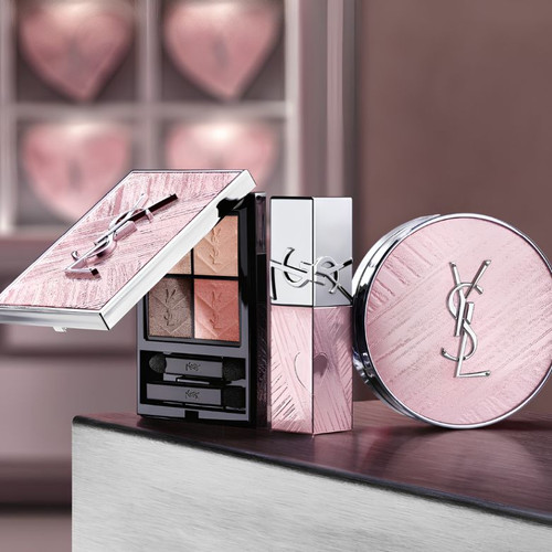YVES SAINT LAURENT Touche Eclat Glow Pact Cushion 12g
