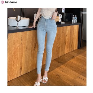 KINDAME Volume Up Two Button High-Waist Light Blue Skinny Jeans 1ea