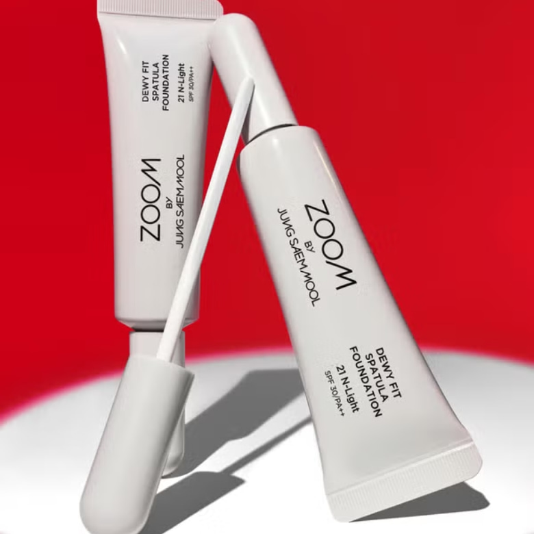 ZOOM BY JUNGSAEMMOOL Dewy Fit Spatula Foundation 25ml – Glowing