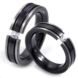 T-231 DIA CO - TATIAS, Black Titanium Couple Ring set with Diamonds