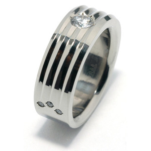 TW-005 DIA - TATIAS, 带钻石的钛金戒指
