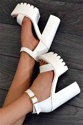 블랙피치,Fabou Platform Sandals