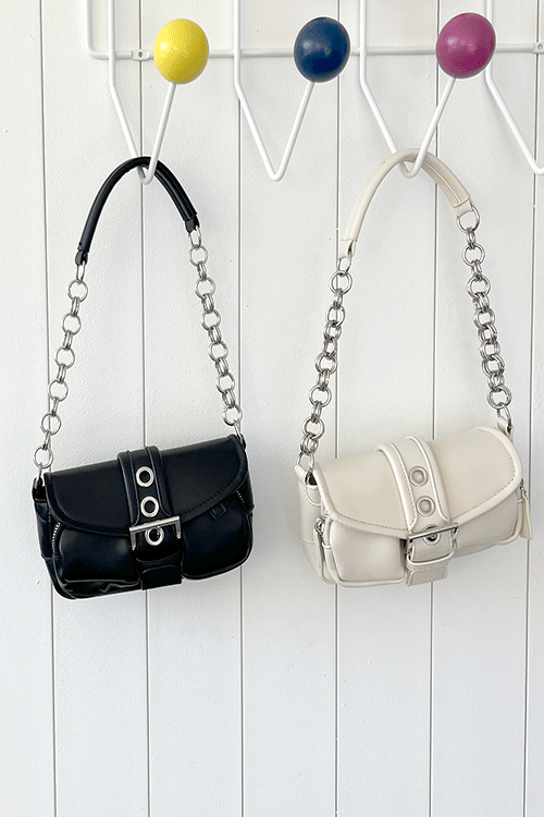 Two Pocket Chain Shoulder Bag