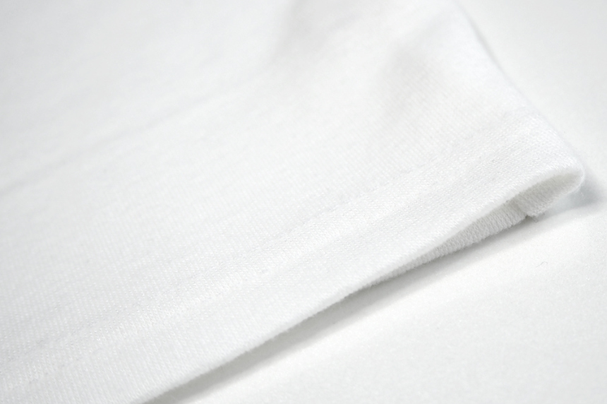long sleeved tee detail image-S2L8