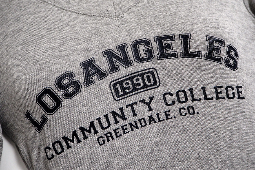 long sleeved tee detail image-S1L16