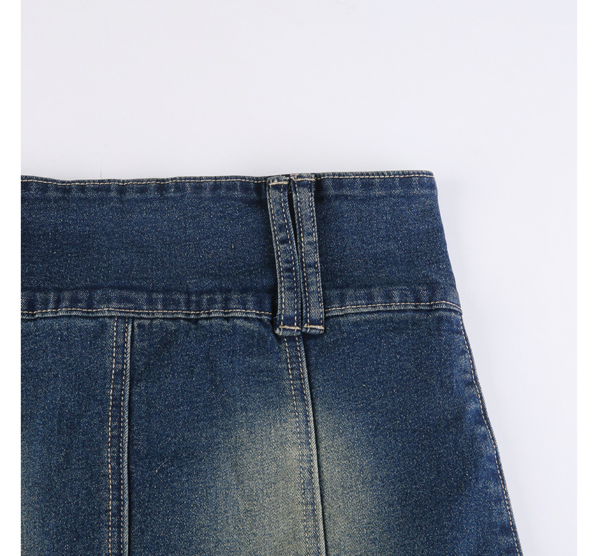 mini skirt detail image-S1L23