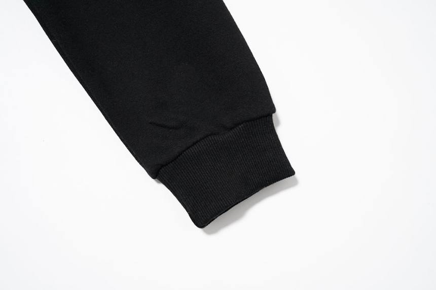 long sleeved tee detail image-S1L17