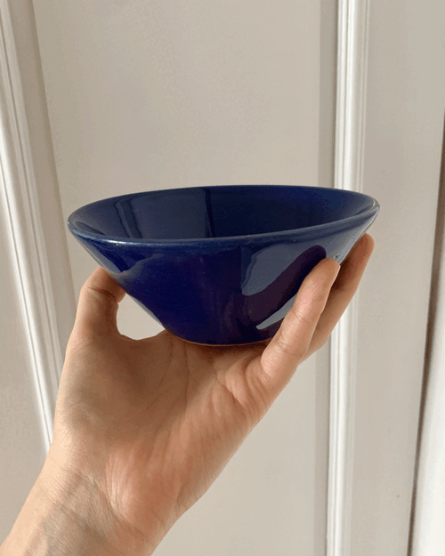 Cobalt blue bowl (1c)