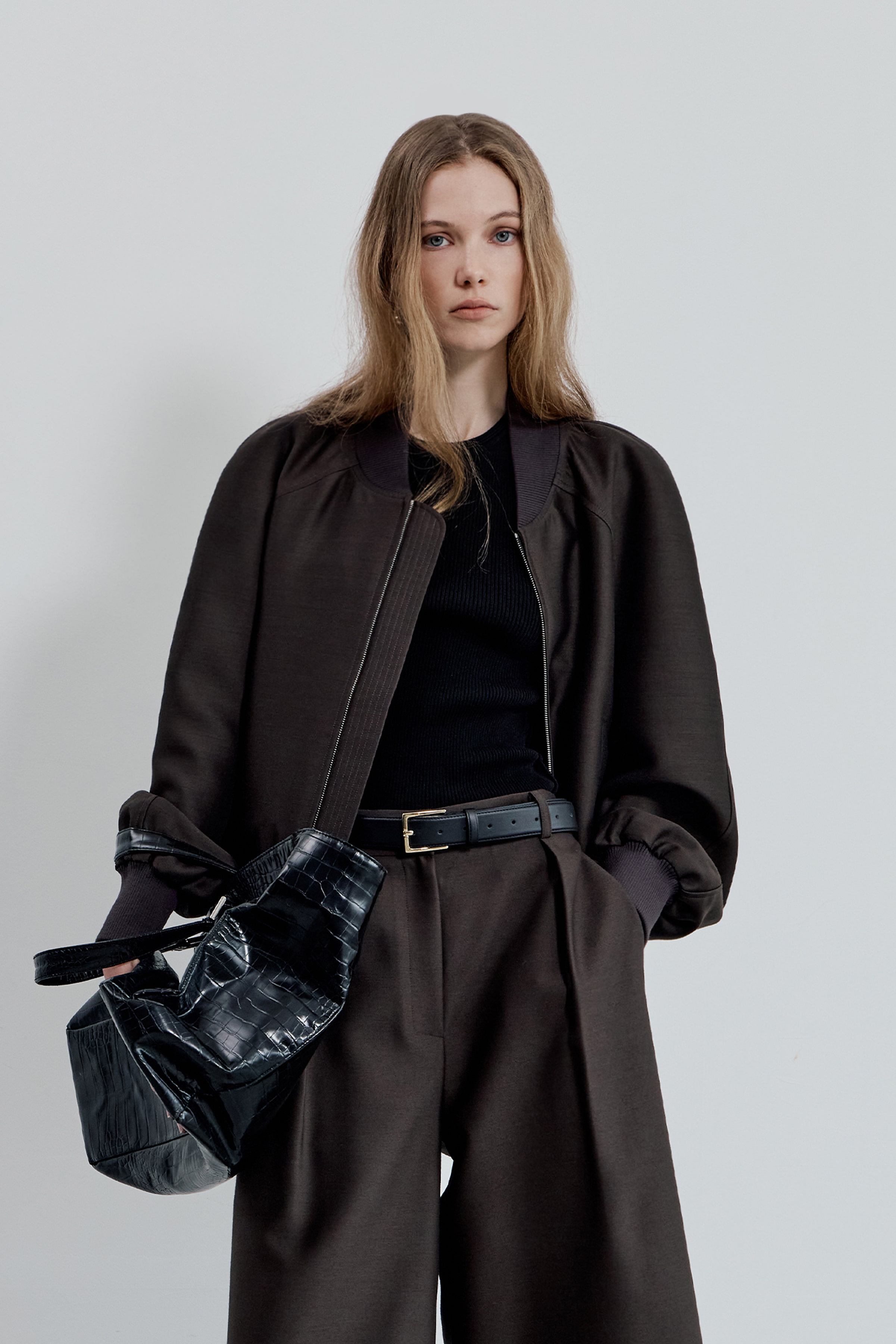 OUTWEAR - Blossom H Company