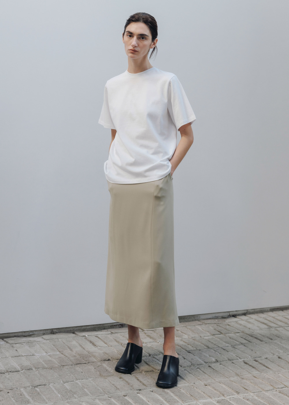 블루브릭,H-line flow skirt (light olive)