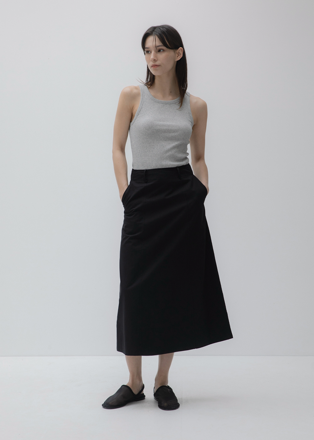 블루브릭,Cotton flare skirt (black)