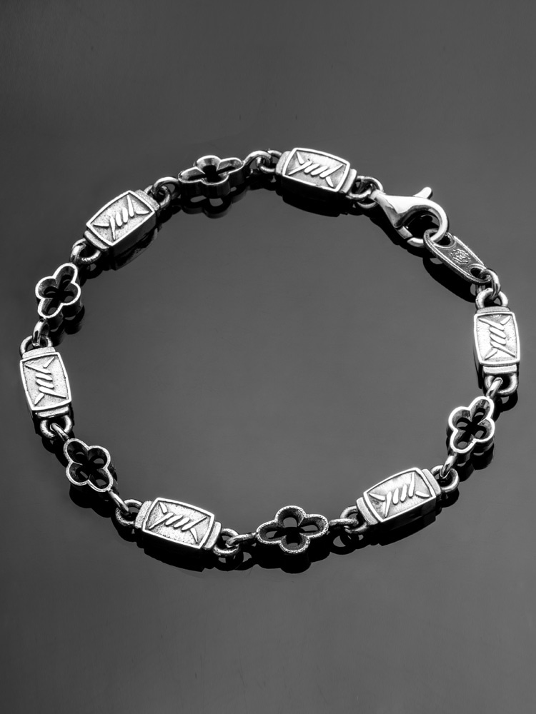 BARBED WIRE ROYAL CHAIN BR