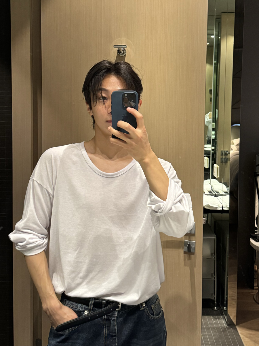 [Hongkong] 오버핏 긴팔 U넥 티셔츠(간절기 이너용)