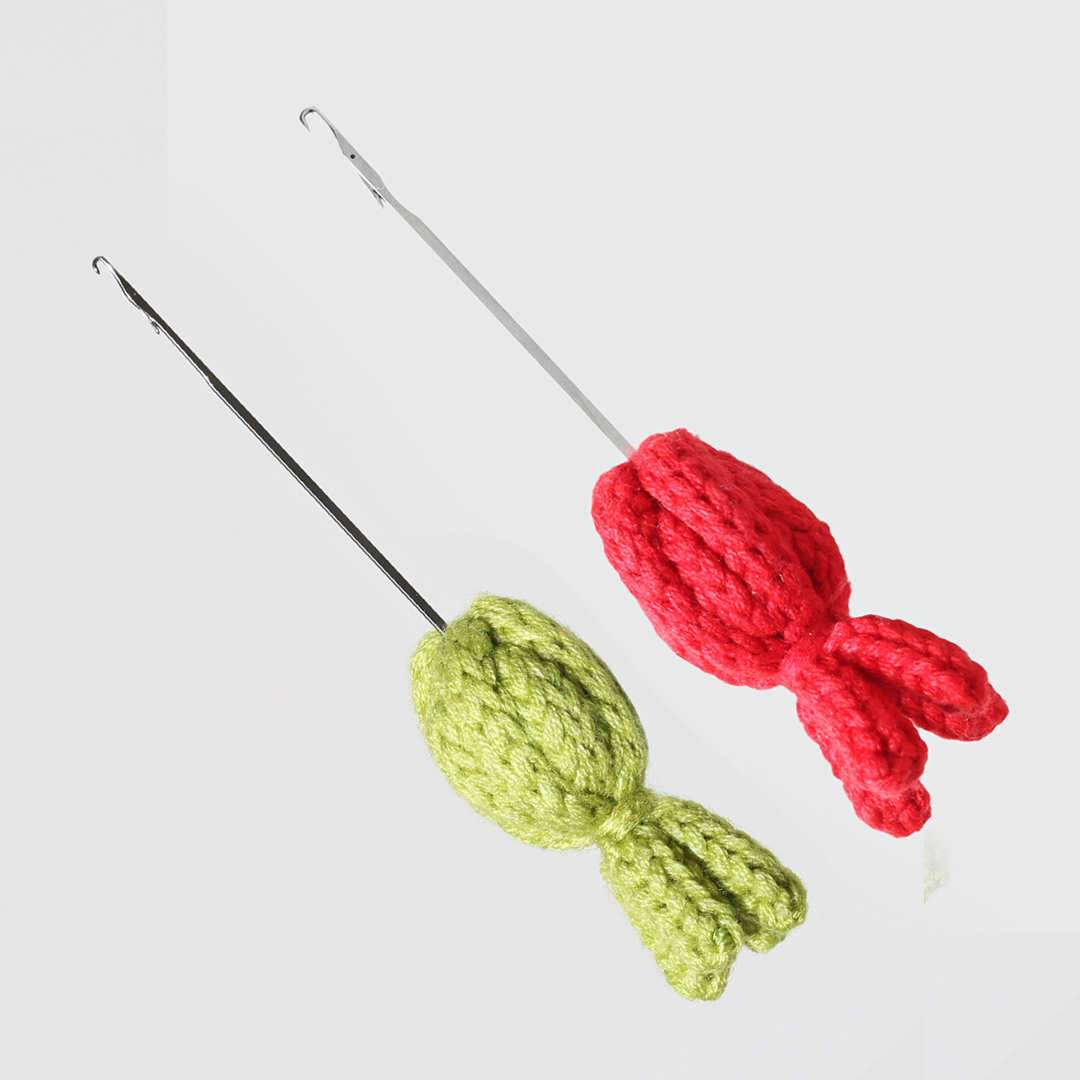 올리브, 레드 후크 / Olive, Red Crochet Hook