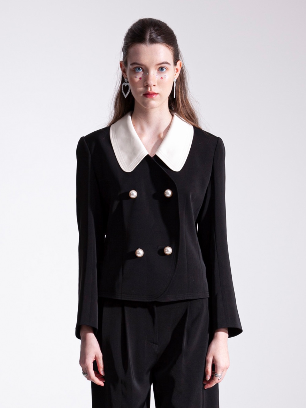 Black double-breasted cropped jacket with detachable satin collar