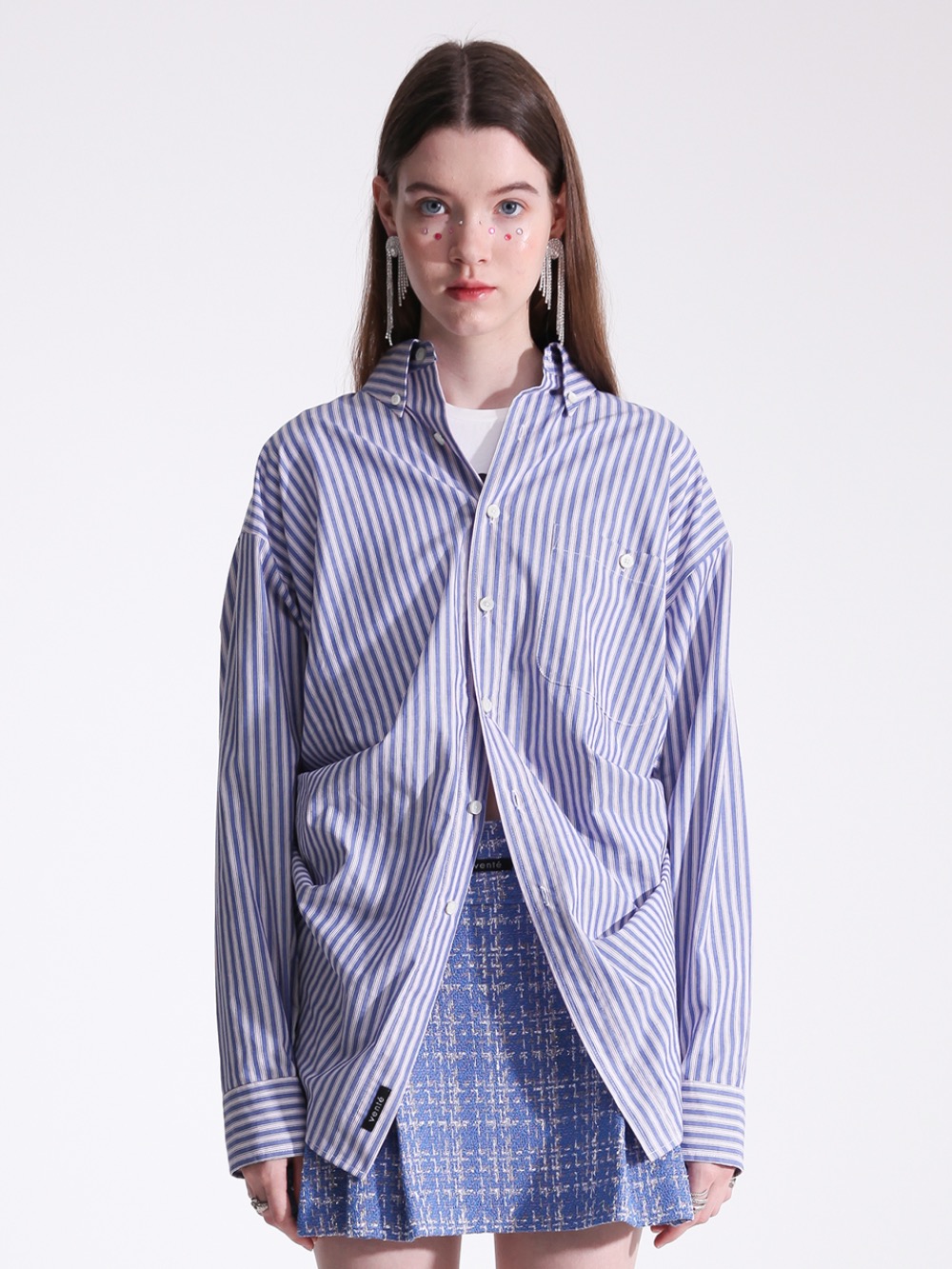 Striped pattern side shirring overfit shirt