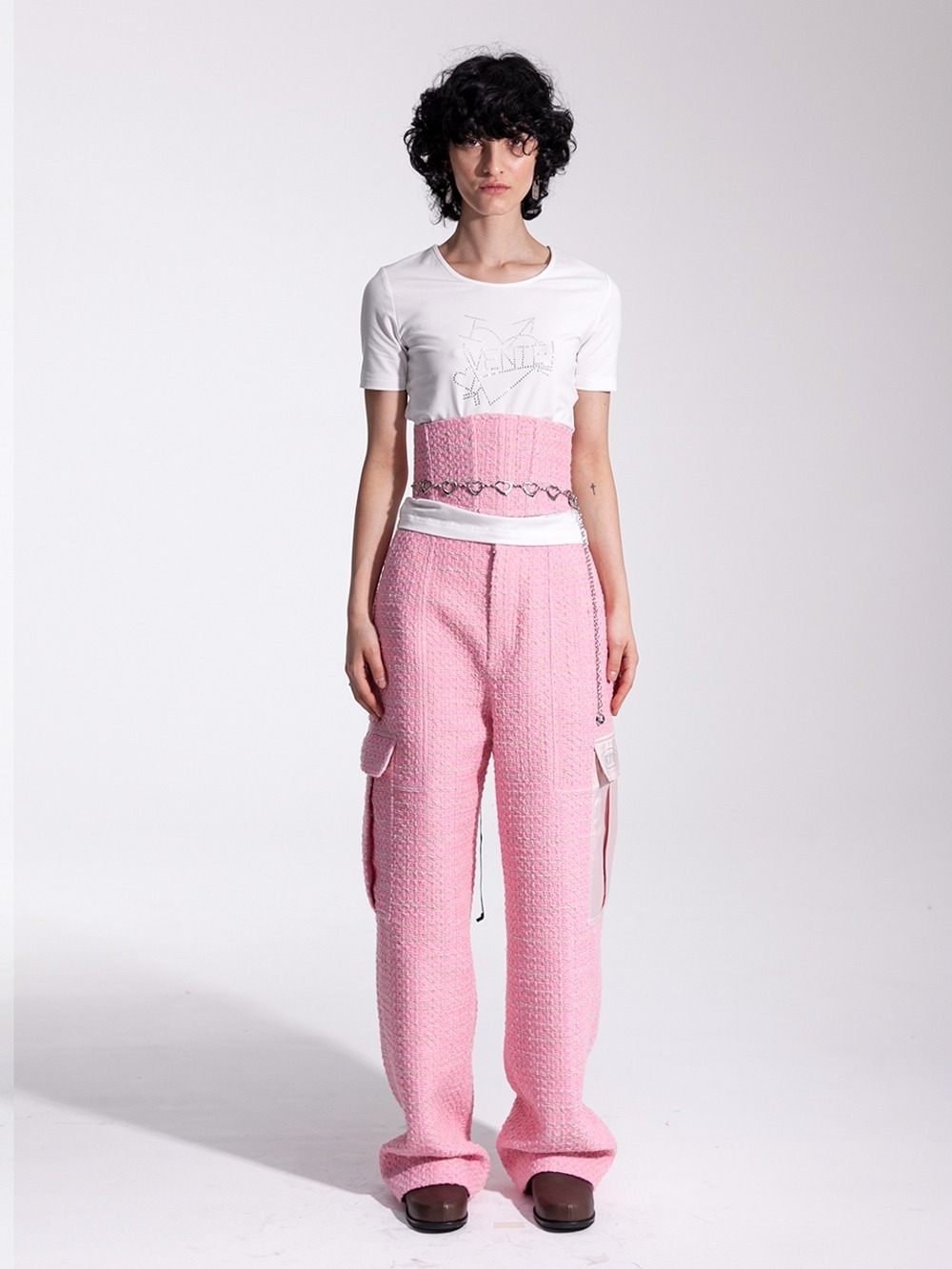 Pink tweed cargo pants with pocket logo