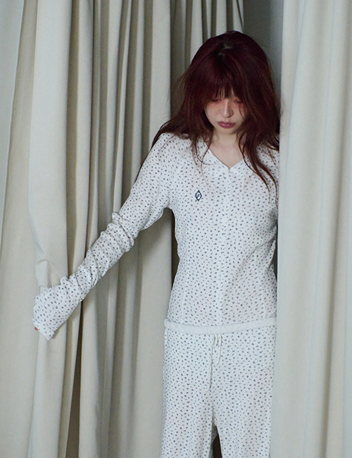 韓国 freckle seoul rose cropped blouseブラウス freckle seoul