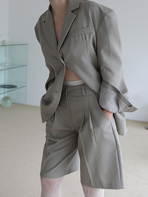 ashgray jacket &amp; bermuda pants suit