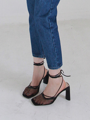 square shape strap heels