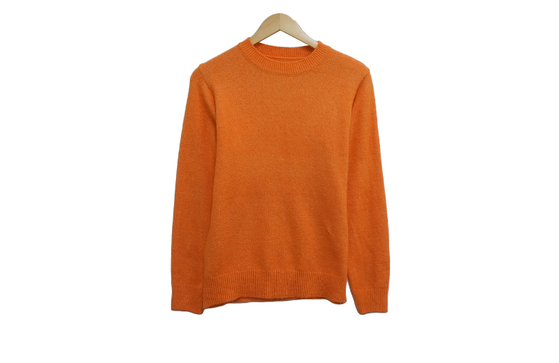 긴팔 티셔츠 오렌지 색상 이미지-S1L11