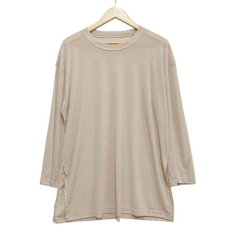long sleeved tee cream color image-S1L11