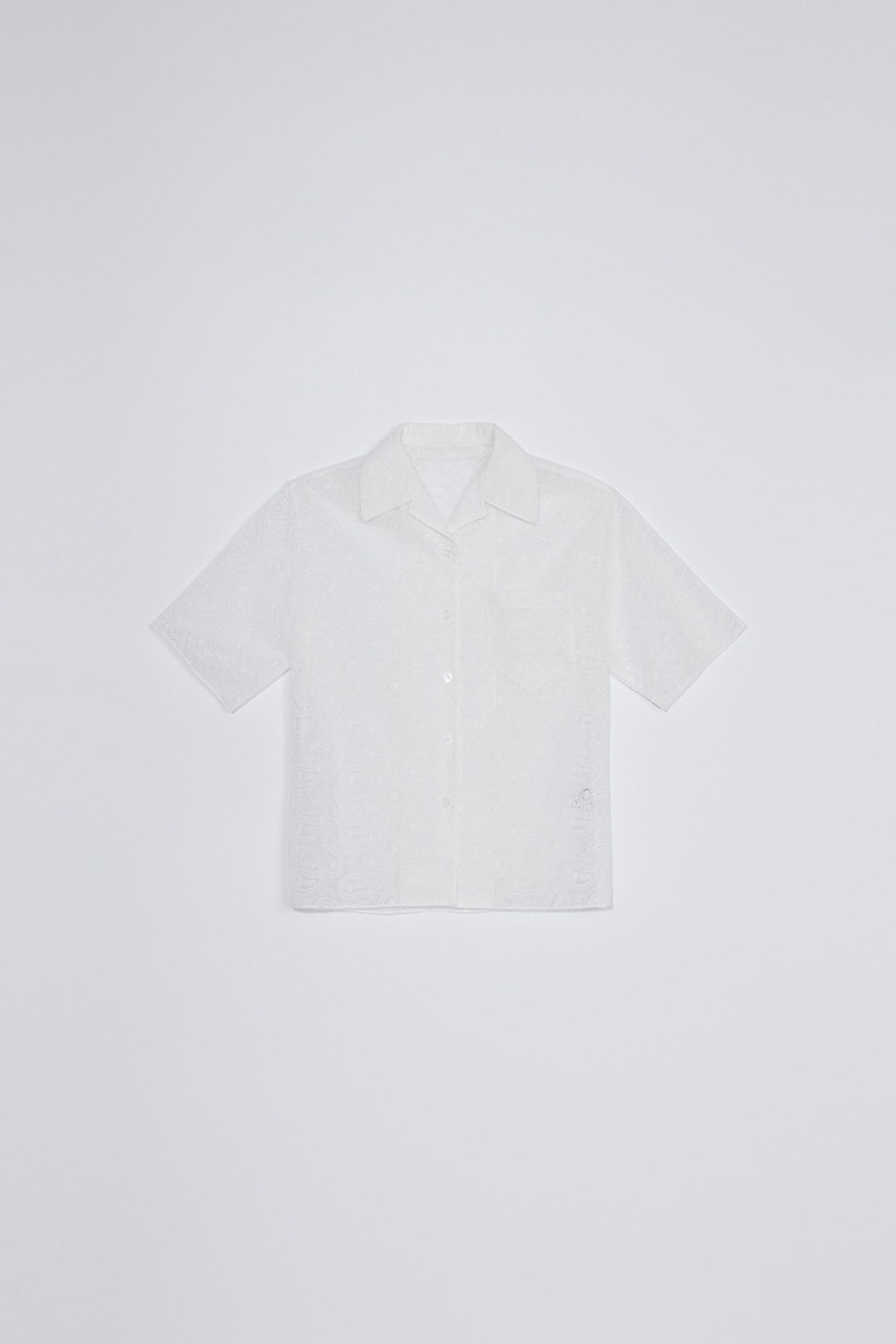 Half-sleeve shirt_white (paisley)