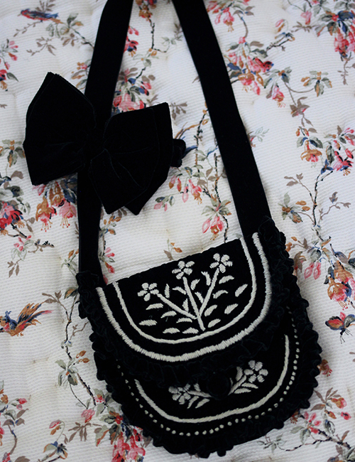 [BONJOUR DIARY]POUCH BAG+ HAIR CLIP Black velvet