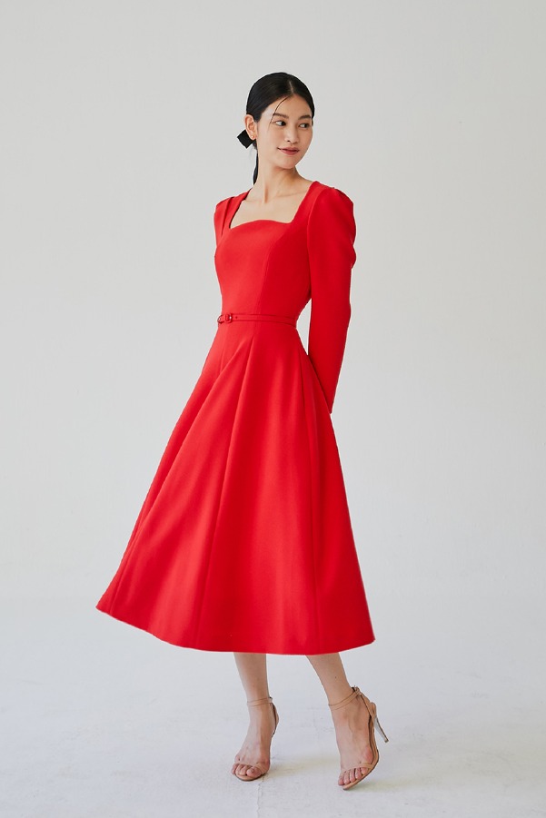 [서지혜, 이다희 착용]PENELOPE Square neck flared dress (Scarlet red)