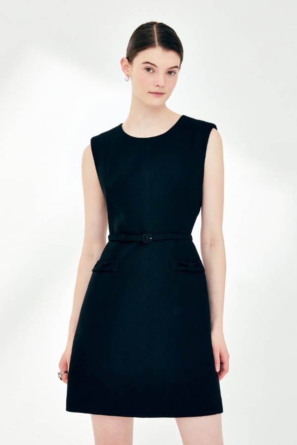 BETTY Shoulder pad sleeveless A-line dress (Black)