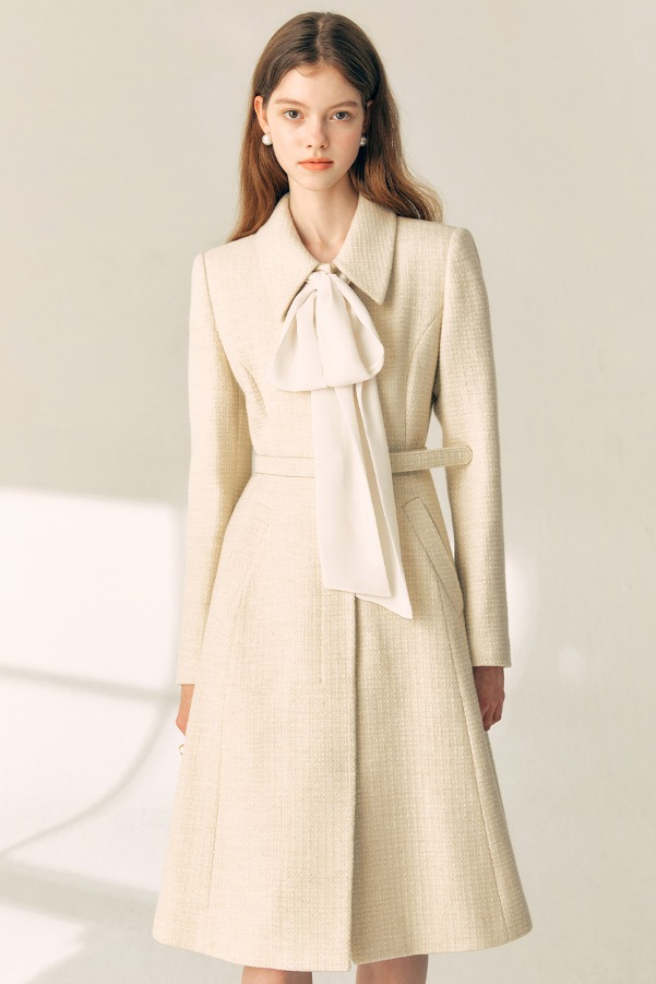 [천우희 착용]CHRISSY Pointed collar wool coat (Cream beige)