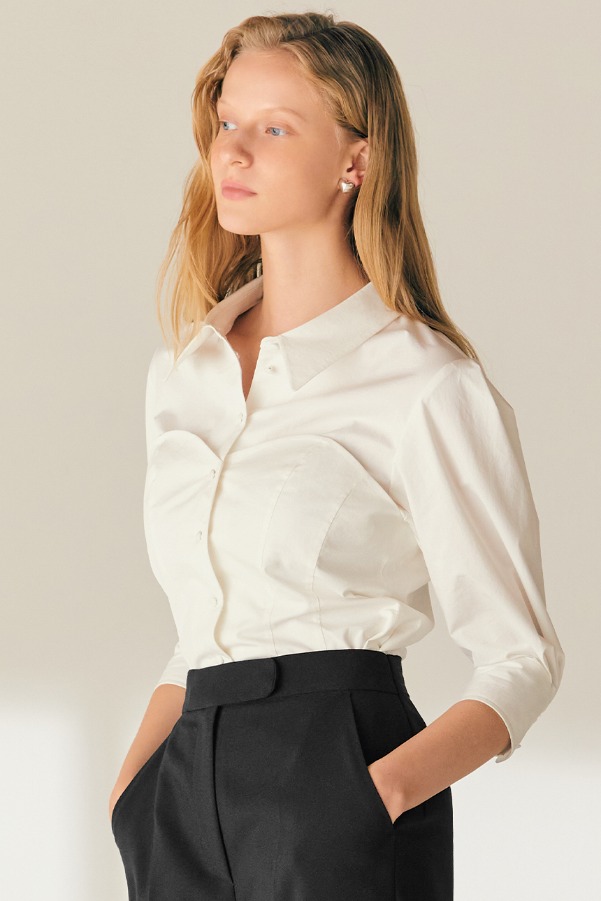 [한지민 착용]ZENIA Bustier detailed blouse (Off white)