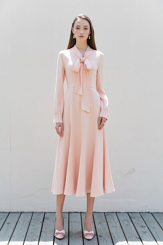 [유인영, 이하늬, 차예련 착용]KATE ribbon tied long sleeve dress (Peach pink)