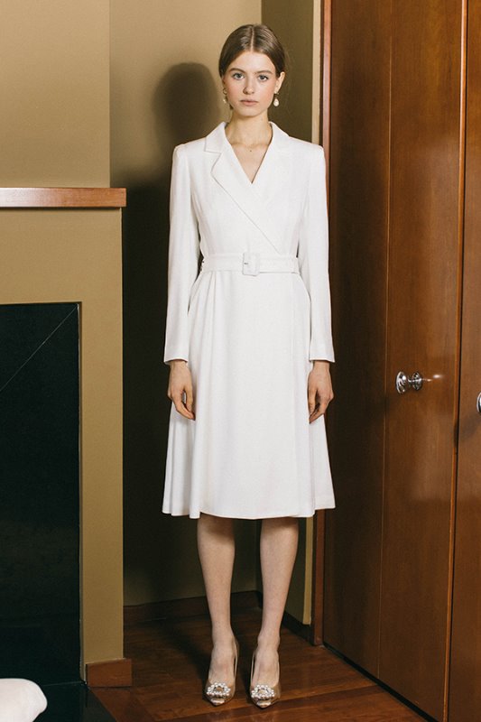 [서현진 착용]MONICA Classic notched collar tuxedo dress (Off White)