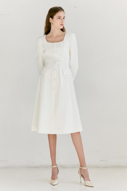 [수지 착용]TRISHA Square-neck Single button A-line Dress (White Tweed)