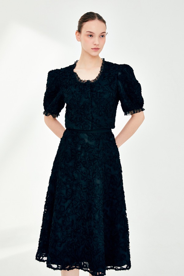 [6/2 예약배송][SET]INGRID Floral jacket + ERIN Floral skirt (Black)