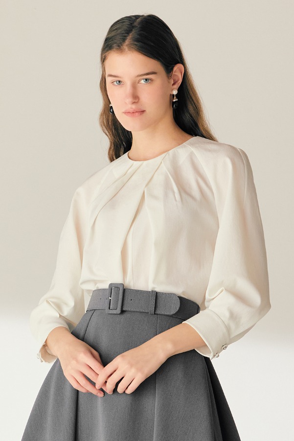 ISABELLA Tuck detail three-quarter sleeve blouse (Ivory)