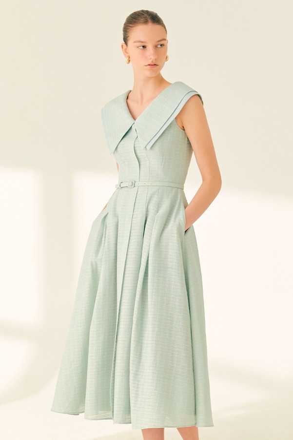 ASHLEY Wide collar flared dress (Pale mint)