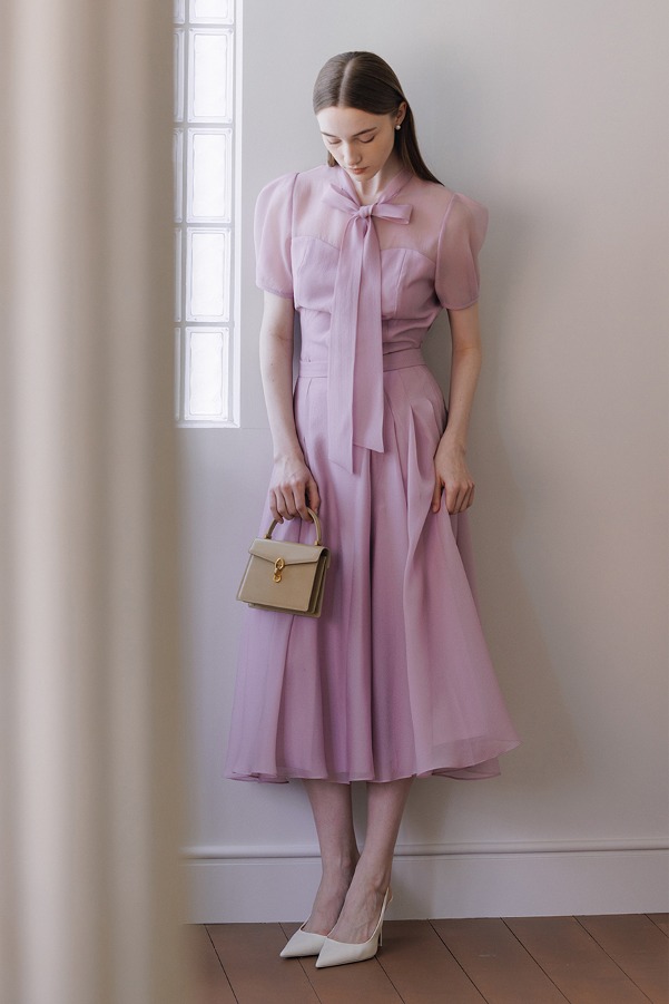 [SET]LILLE Ribbon tie short sleeve blouse + WILLOW Tuck detailed long flared skirt (Lilac)