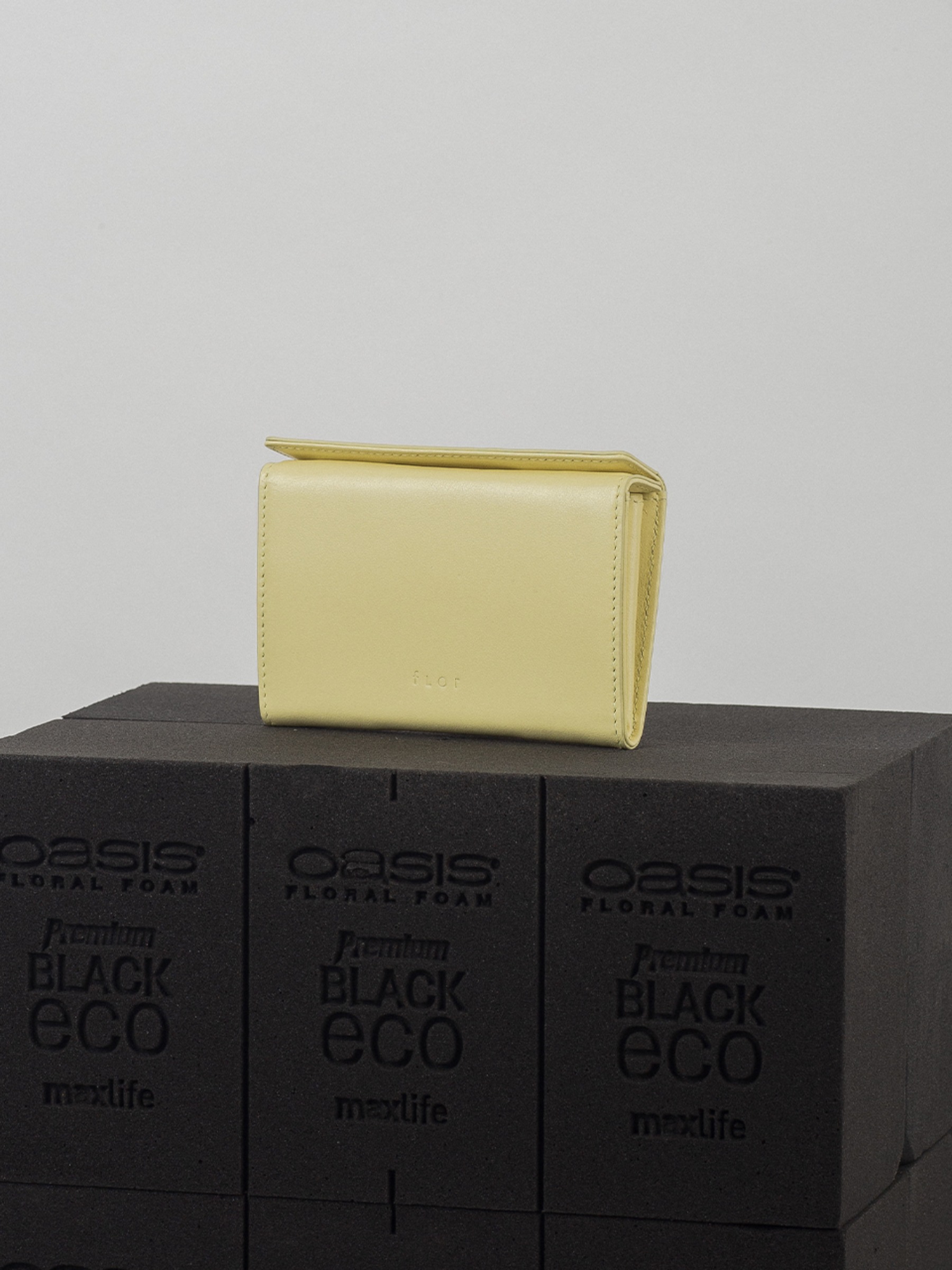 Yuzu Wallet Yellow