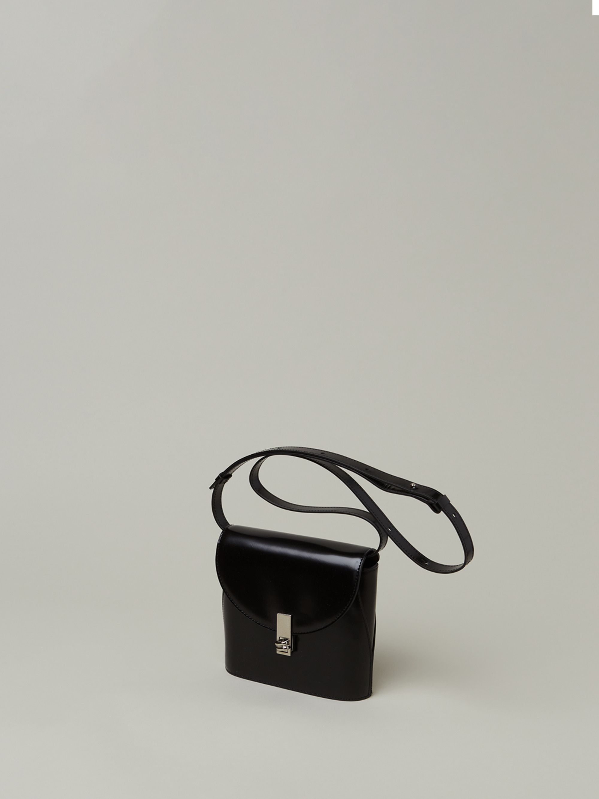 Lotus Mini Belt Bag Black
