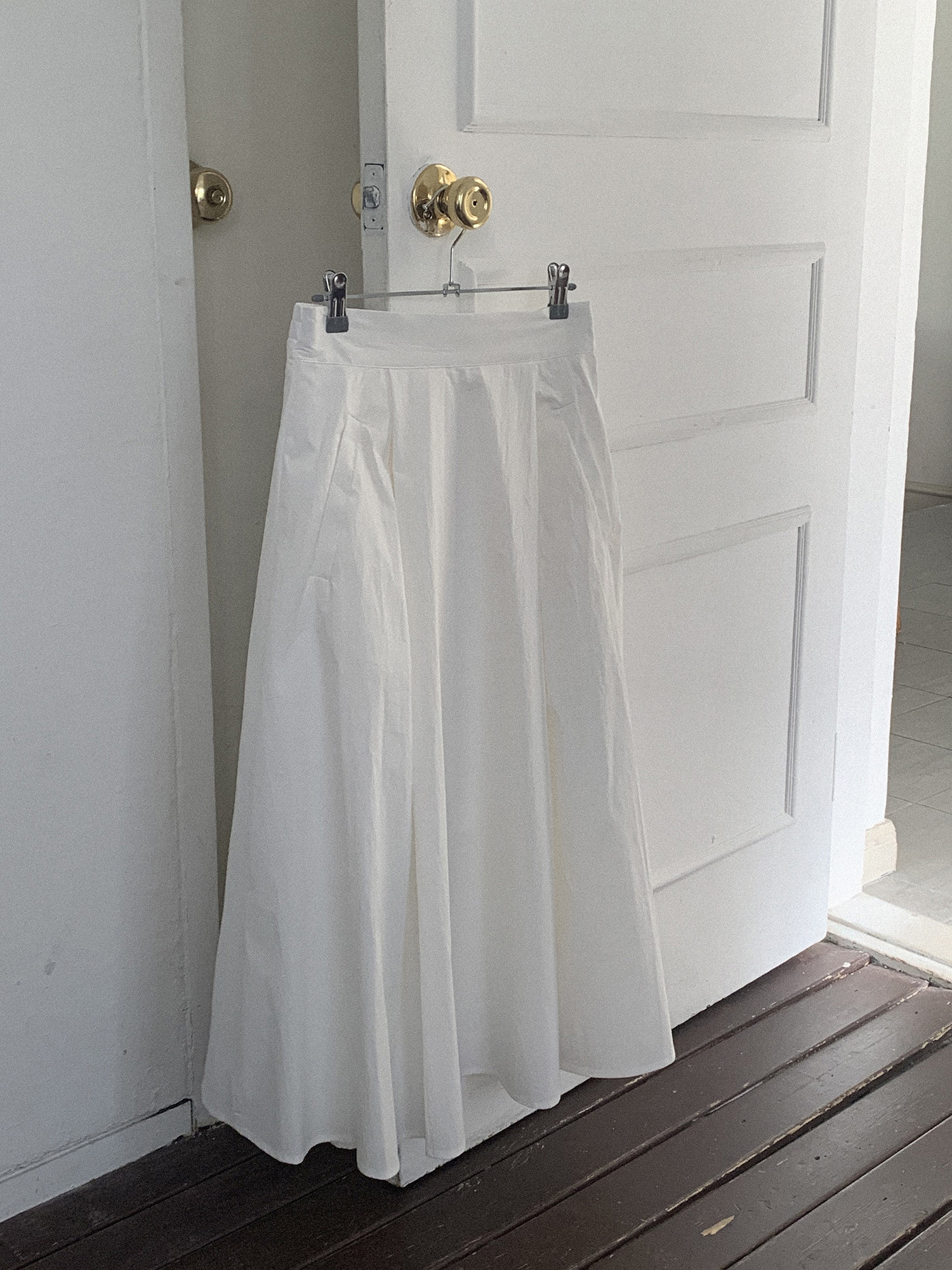 Blanc skirts (3차 리오더 마감)
