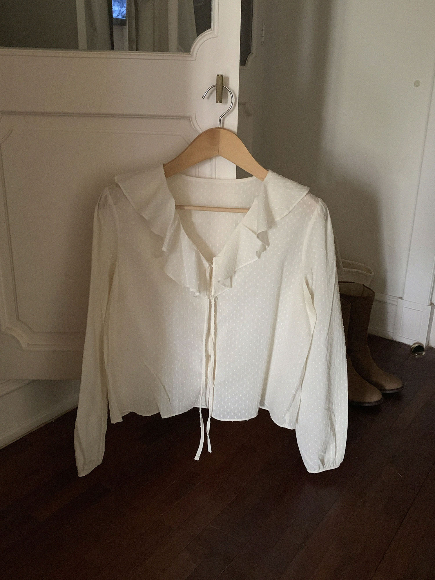 Lea Frill Blouse(Member Only)