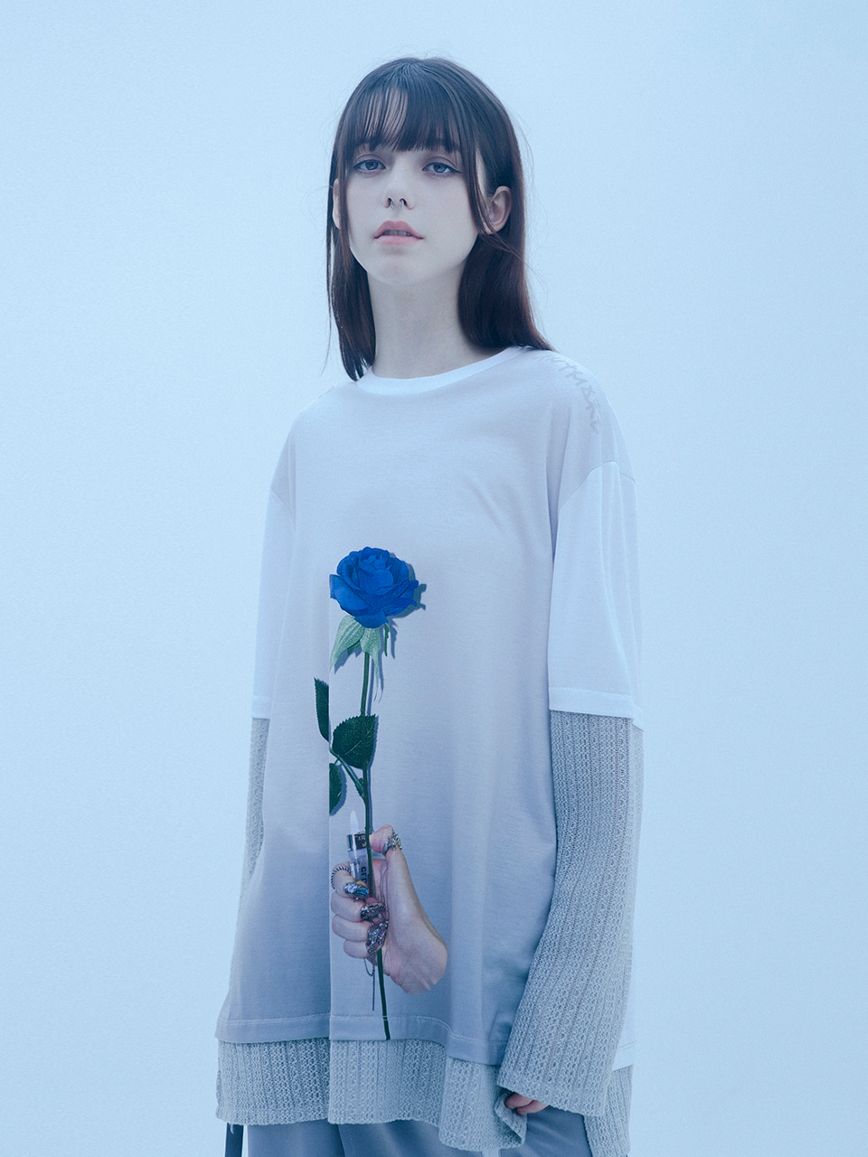 0 6 blue rose layered t-shirt