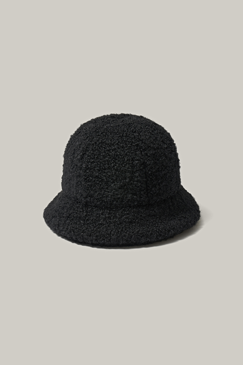 andre boucle bucket hat (black)