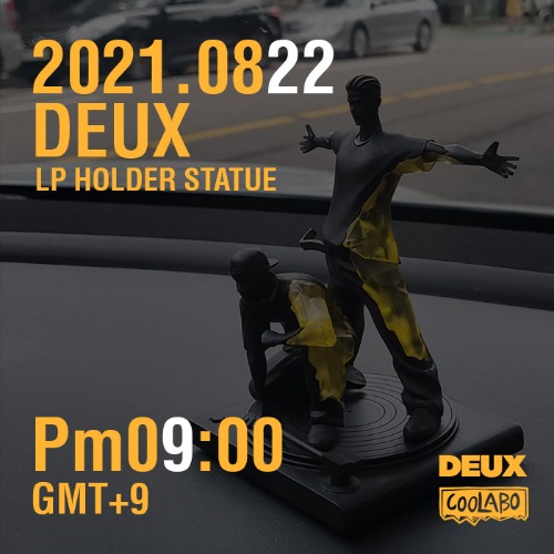 [Pre-order] DEUX Turntable Statue