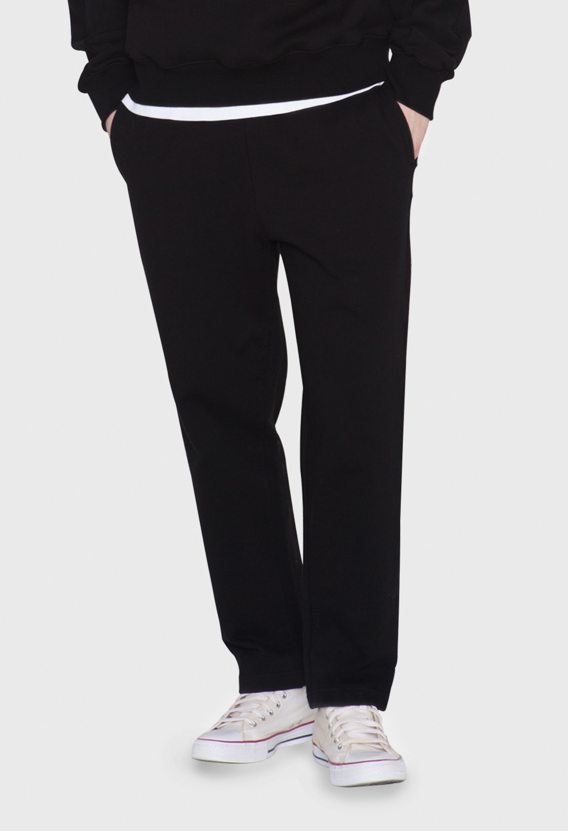 keek [Unisex] Velcro Training Pants - Black 스트릿패션 유니섹스브랜드 커플시밀러룩 남자쇼핑몰 여성의류쇼핑몰 후드티 힙색