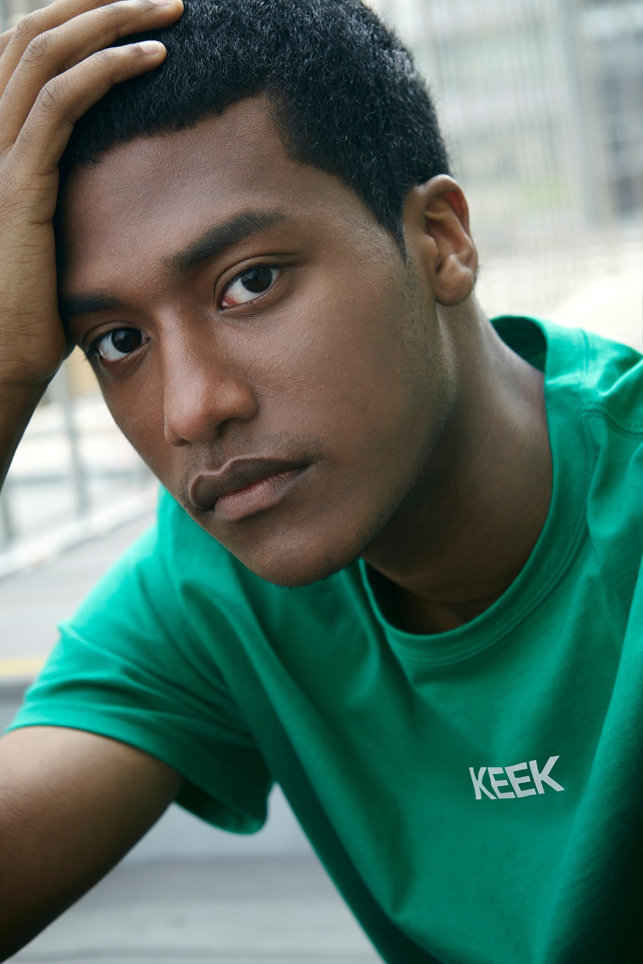 keek [Unisex] Logo Graphic T-shirts - Green 스트릿패션 유니섹스브랜드 커플시밀러룩 남자쇼핑몰 여성의류쇼핑몰 후드티 힙색