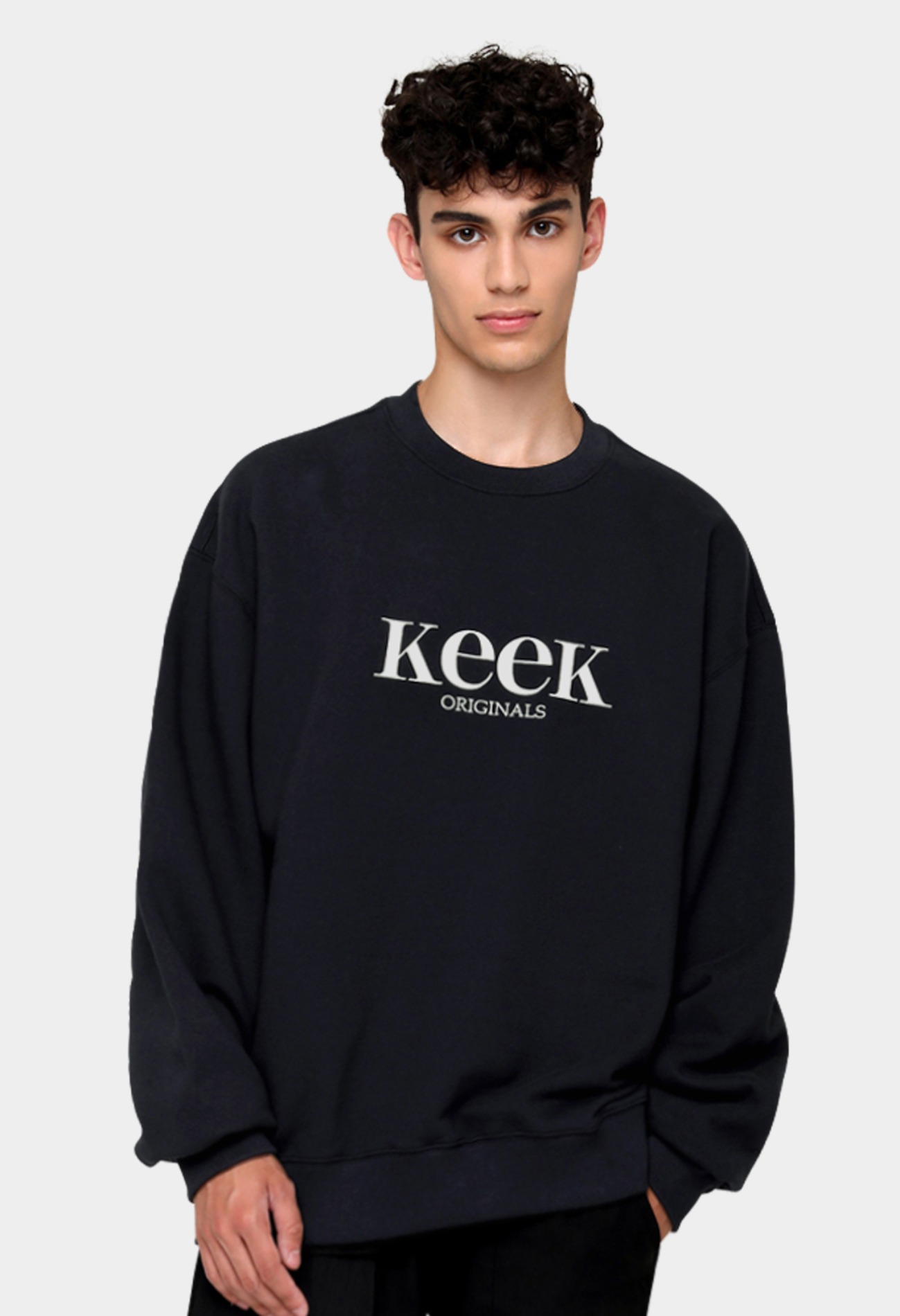 keek [Unisex] keek Original Sweatshirts - Navy (기모소재) 스트릿패션 유니섹스브랜드 커플시밀러룩 남자쇼핑몰 여성의류쇼핑몰 후드티 힙색