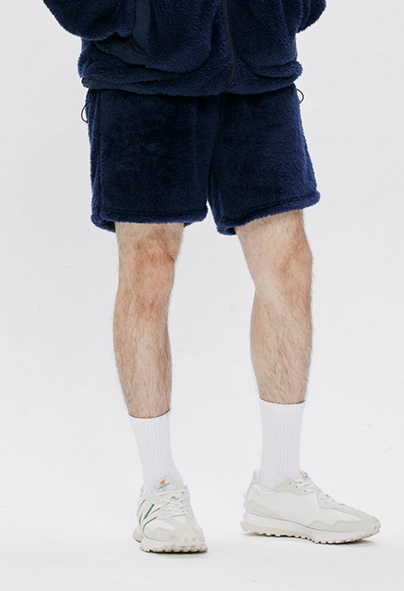 keek Tech Fleece Pillowdy Shorts by KEEK LAB - Navy 스트릿패션 유니섹스브랜드 커플시밀러룩 남자쇼핑몰 여성의류쇼핑몰 후드티 힙색